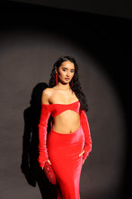 Load image into Gallery viewer, ODETTE Luxury Velvet Maxi Dress (Red)
