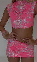 Load image into Gallery viewer, MADE TO ORDER: ORIANA Padded Shoulder Top (Hot Pink)
