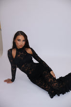 Load image into Gallery viewer, INSTOCK: KENDRA Lace Bodysuit (Black)
